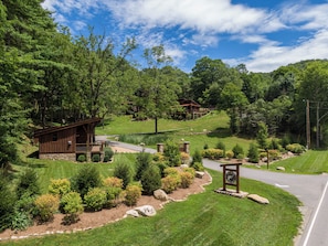 Property grounds - Red Wolf Chalet at Eagles Nest (Banner Elk)