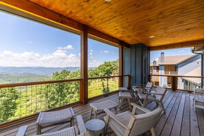 Property grounds - The Overlook at Blue Ridge Mountain (Boone)