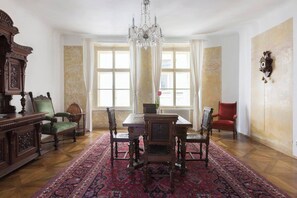 Appartement, 1 chambre, terrasse | Coin séjour
