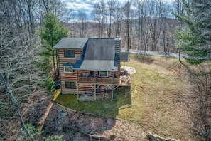 Exterior - Cozy Bear Cabin (Boone)