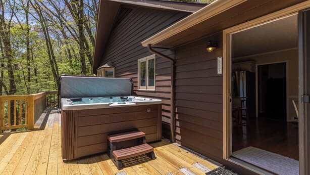 House, Multiple Beds, Hot Tub, Mountain View (A Slice of Seven) | Terrace/patio - A Slice of Seven (Banner Elk)