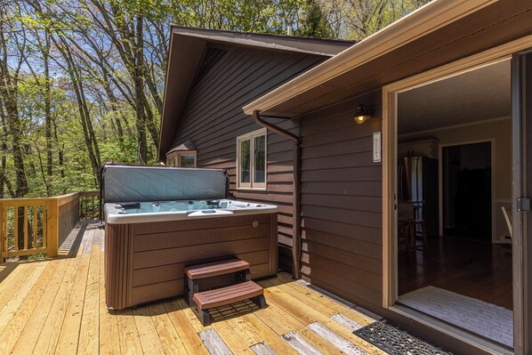 House, Multiple Beds, Hot Tub, Mountain View (A Slice of Seven) | Terrace/patio - A Slice of Seven (Banner Elk)