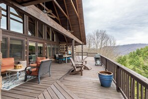 BBQ/picnic Area - The Cedar Wood Lodge (Vilas)