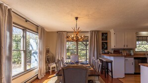 Dining - Heaven's View (Blowing Rock)