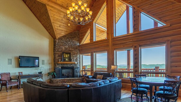Unclassified image, 1 of 72, button - The Lodge (Boone)