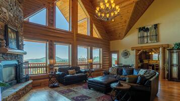 Cabin, nhiều giường, sân hiên, quang cảnh núi (The Lodge) | Khu phòng khách | Lò sưởi