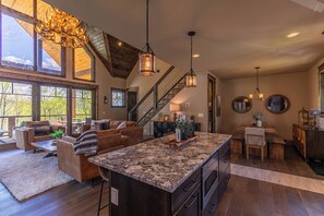 House, Multiple Beds, Patio, Mountain View (Gretta's Getaway at Eagles Nest) | Interior - Gretta's Getaway at Eagles Nest (Banner Elk)