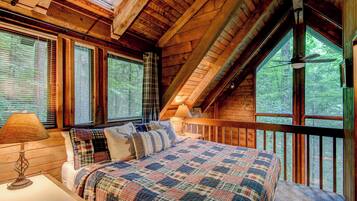 1 bedroom, individually decorated, individually furnished, bed sheets