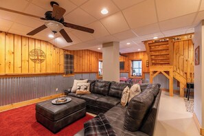 Living area - Riverdream (Sugar Grove)