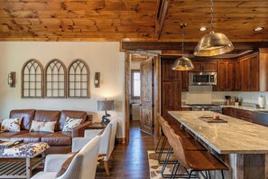 House, Multiple Beds, Hot Tub, Mountain View (CaBearnet at Eagles Nest) | Living area | 50-inch flat-screen TV with digital channels, fireplace