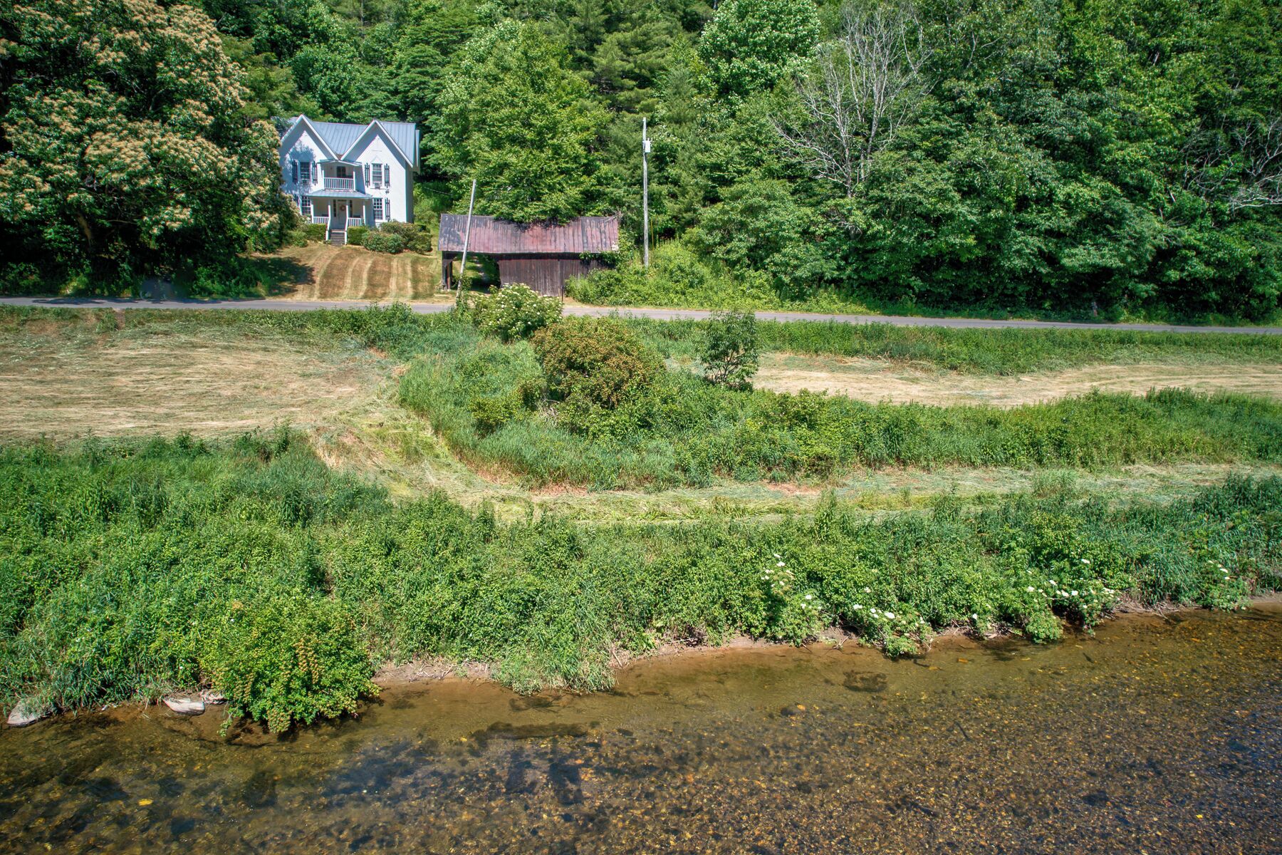 Khuôn viên nơi lưu trú