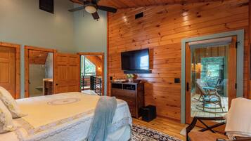 Kabin, Beberapa Tempat Tidur, hot tub, pemandangan gunung (A River Mist Too) | 3 kamar tidur dan didekorasi berbeda-beda