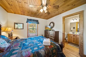 3 habitaciones, decoración personalizada y muebles diferentes 