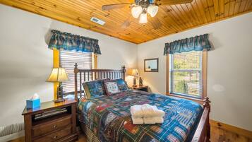 3 bedrooms, individually decorated, individually furnished, bed sheets