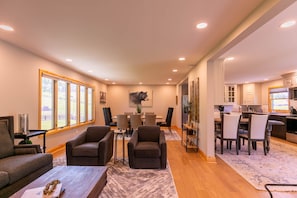 House, Multiple Beds, Patio, Mountain View (Villa Nero at Watauga Lake) | Living area - Villa Nero at Watauga Lake (Butler)