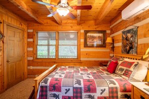 Huisje, Meerdere bedden, bubbelbad, uitzicht op bergen (The Nut House) | 3 slaapkamers, individueel gedecoreerd, individueel gemeubileerd