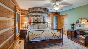 House, Multiple Beds, Hot Tub, Mountain View (Cozy Twin Rivers Edge) | 3 bedrooms, individually decorated, individually furnished, bed sheets - Cozy Twin Rivers Edge (Boone)