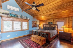 Cabin, Multiple Beds, Patio, Mountain View (Mountaineer Manor) | 4 bedrooms, individually decorated, individually furnished, bed sheets - Mountaineer Manor (Sugar Grove)