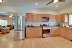 Interior - Close to Saugatuck Dunes: Pet-friendly Home! (Fennville)