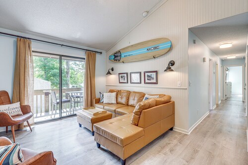 Amelia Island Condo w/ Pool Access: Walk to Beach!