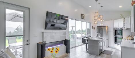 House (2 Bedrooms) | Front of property