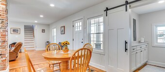 Historic Jefferson Farmhouse - Hike, Bike & Raft!