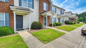 Unclassified image, 2 of 28, button - Winterville Vacation Rental ~ 4 Mi to Ecu! (Winterville)