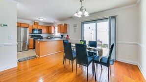 Unclassified image, 3 of 28, button - Winterville Vacation Rental ~ 4 Mi to Ecu! (Winterville)