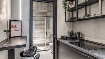 Blackout curtains, soundproofing, iron/ironing board, free WiFi