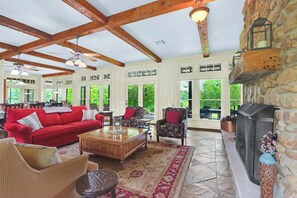 TV, fireplace - River Nest I Blanco River Access! Families (Wimberley)