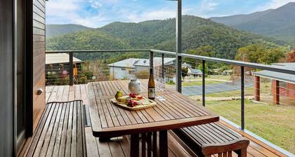 Grand View Chalet: 4 BR, 2 BA House in Merrijig, Sleeps 10