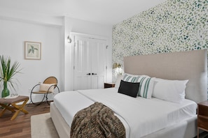 3 Schlafzimmer, Schreibtisch, Bügeleisen/Bügelbrett, kostenloses WLAN