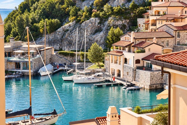 Marina