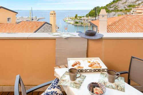 Cornice sul mare - Portopiccolo Apartments