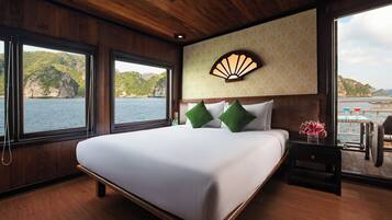 Deluxe Quadruple Room, Sea View