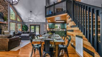 Cabin, 3 Bedrooms | Interior