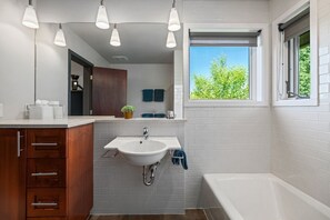 Townhome, 4 Bedrooms | Bathroom
