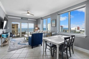 Interior - Crystal Tower 709- Splash Around and Find Out! Big Savings are Here (Gulf Shores)
