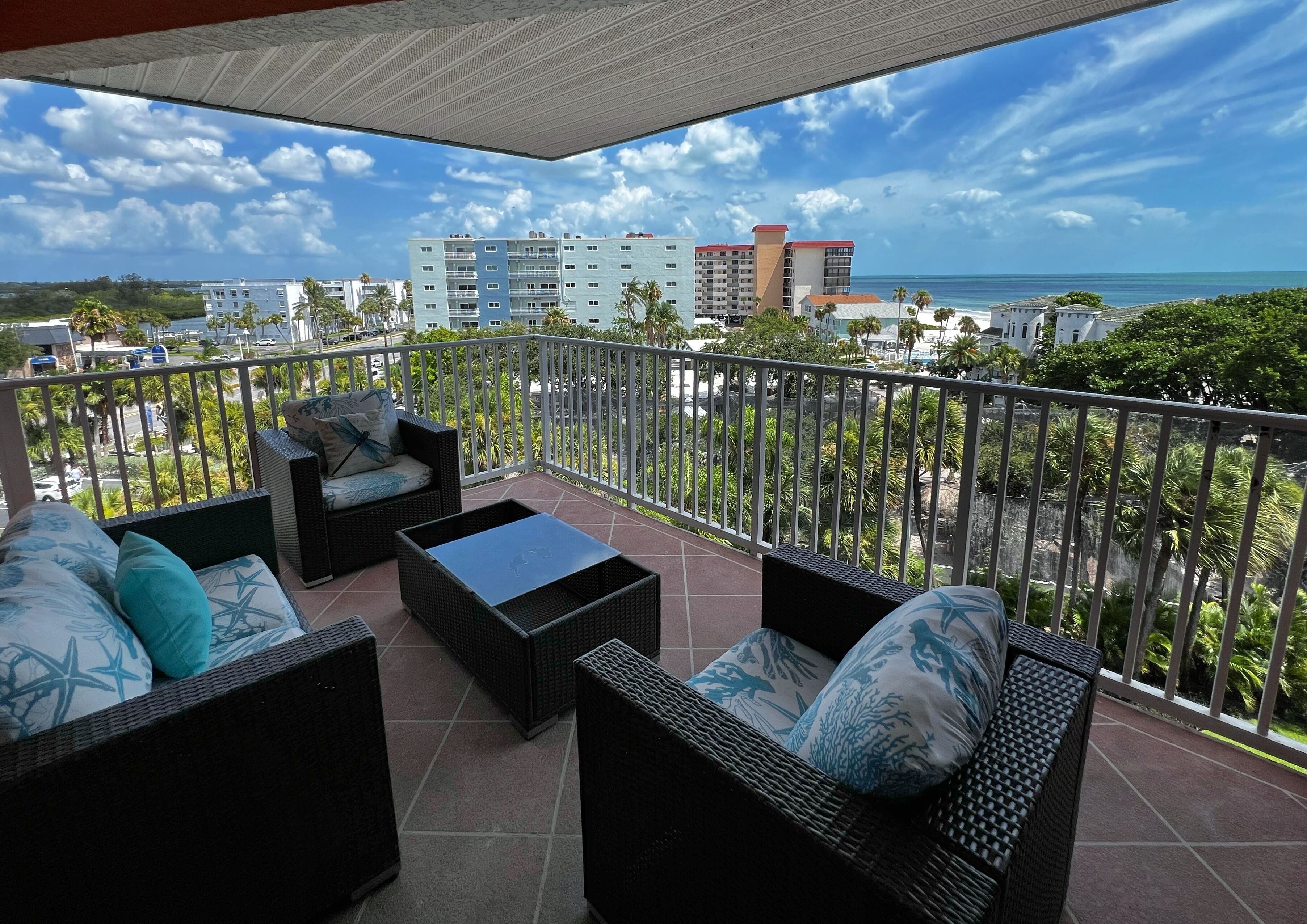 New! Top Floor Waterfront Views with Updates and Amenities!
