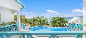 Renovated Apartment with pool at the garden #6
