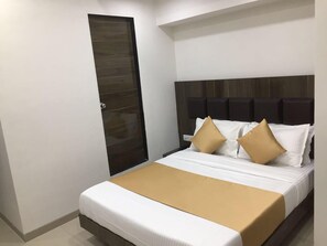 2 chambres, bureau, fer et planche à repasser, Wi-Fi