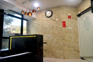 Lobby - THE BEST HOTEL MUMBAI Ideally located in the Andheri district of Mumbai,is  (MUMBAI)