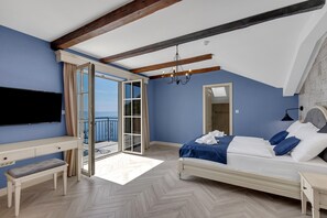 1 bedroom, free WiFi, bed sheets - Hotel Liberan - Nature's Retreat, Deluxe family room (Podgora)