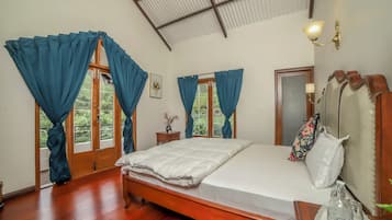 Habitación de lujo | 4 dormitorios, wifi gratis, ropa de cama