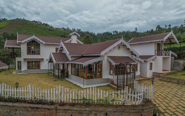 奢華客房 | 免費 Wi-Fi、床單