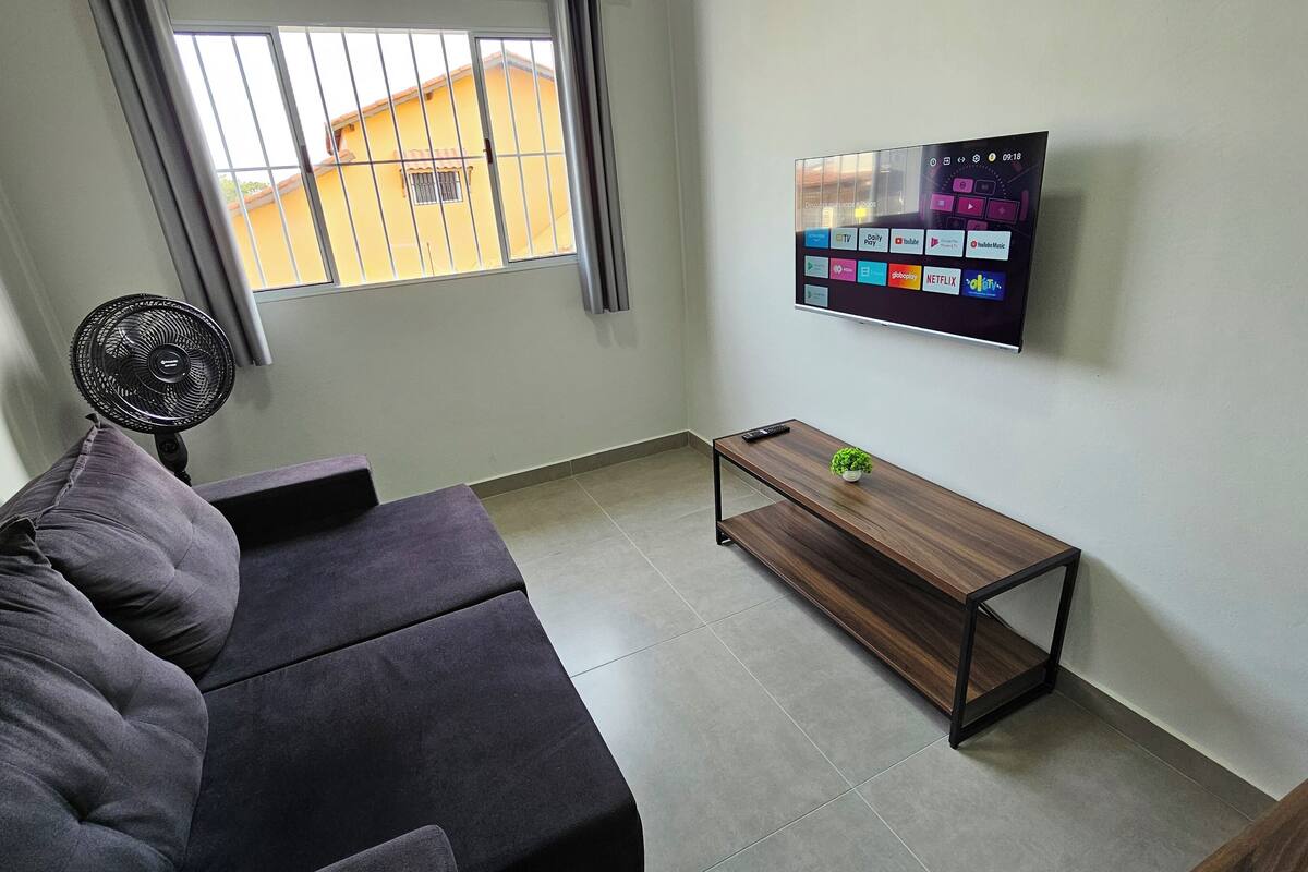 40-inch Smart TV with digital channels
