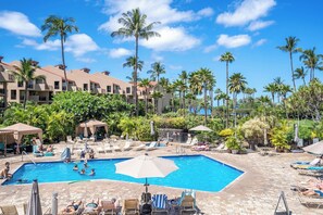 Pool - Serene Maui Haven: Island-Chic Comfort, Best Location (Kihei)