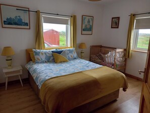 Villa | 6 sovrum, strykjärn/strykbräda, gratis wi-fi och sängkläder