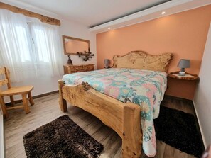 3 Schlafzimmer, Bügeleisen/Bügelbrett, Reisekinderbett, kostenloses WLAN