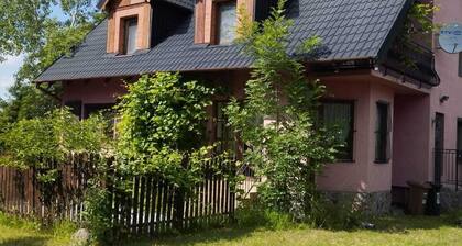 Landhaus Charlotte in Masuren: Ihr Idyllischer Rückzugsort mit Großem Grundstück